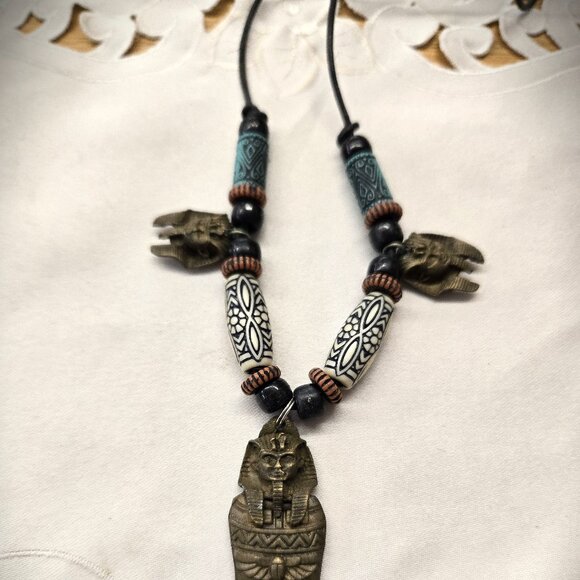 Unique Unusual Egyptian style necklace on leather cord, vintage - Picture 2 of 2